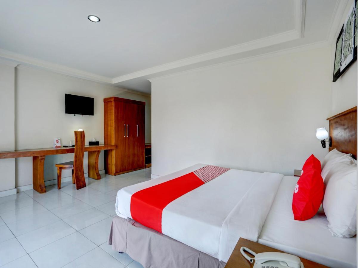 Oyo 3950 The Ratna Hotel Kuta Lombok Dış mekan fotoğraf